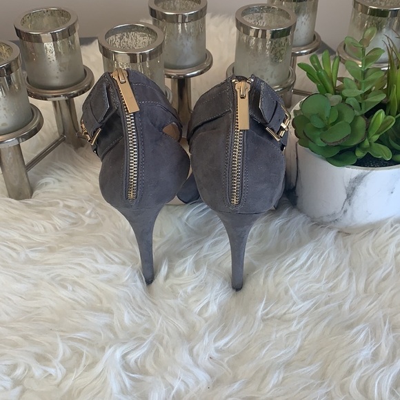 Aldo Women’s Dwaydien Grey Metal Ankle Strap Pointed Toe Pump Size 9 US - Picture 5 of 13